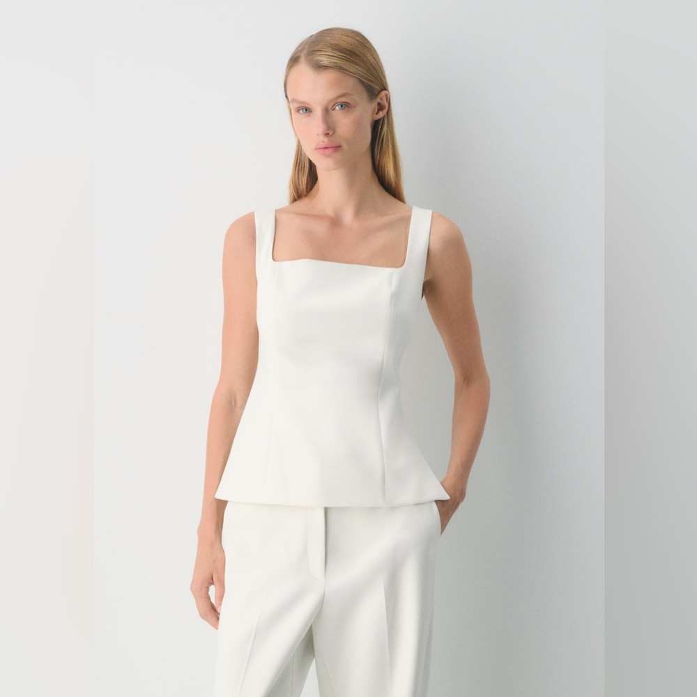 Aritzia Babaton Columnist Top